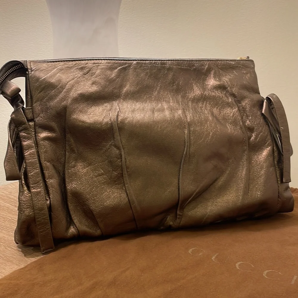 GUCCI Hysteria Clutch - Picture 4 of 13